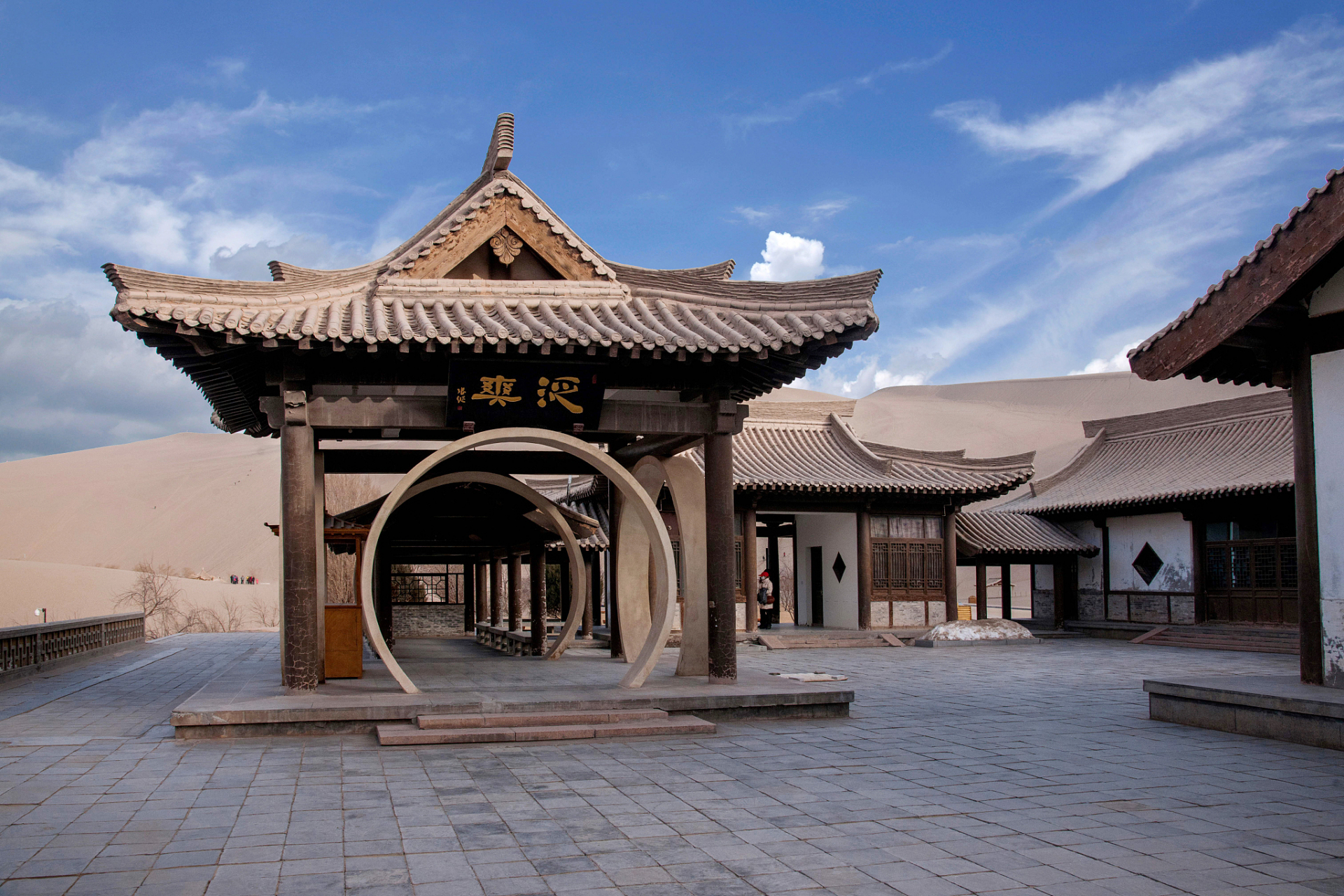 嬉行记# 敦煌文博园,这一座历史悠久的文化瑰宝,承载着中国古代壁画