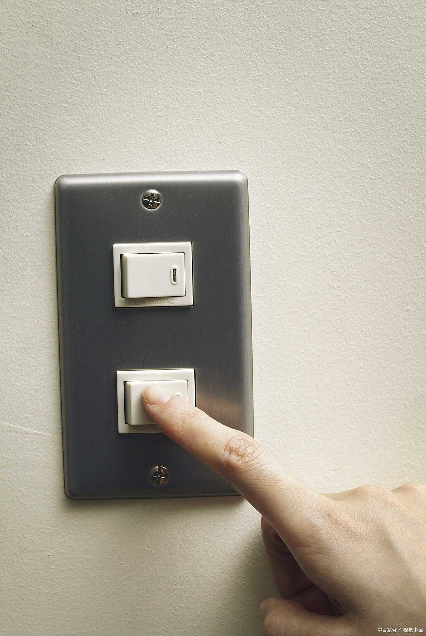   普通家用开关