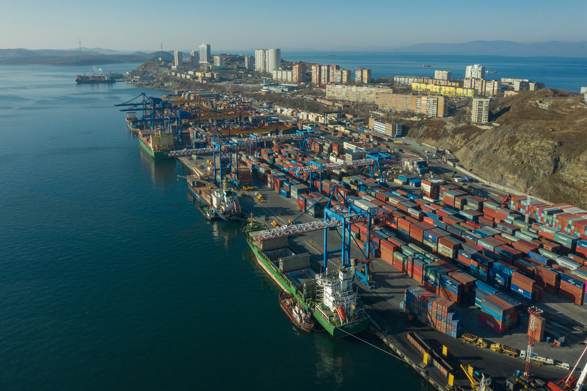 毛里塔尼亚拥有多个重要港口,如努瓦克肖特,努瓦迈,罗西斯,卡舒洛和