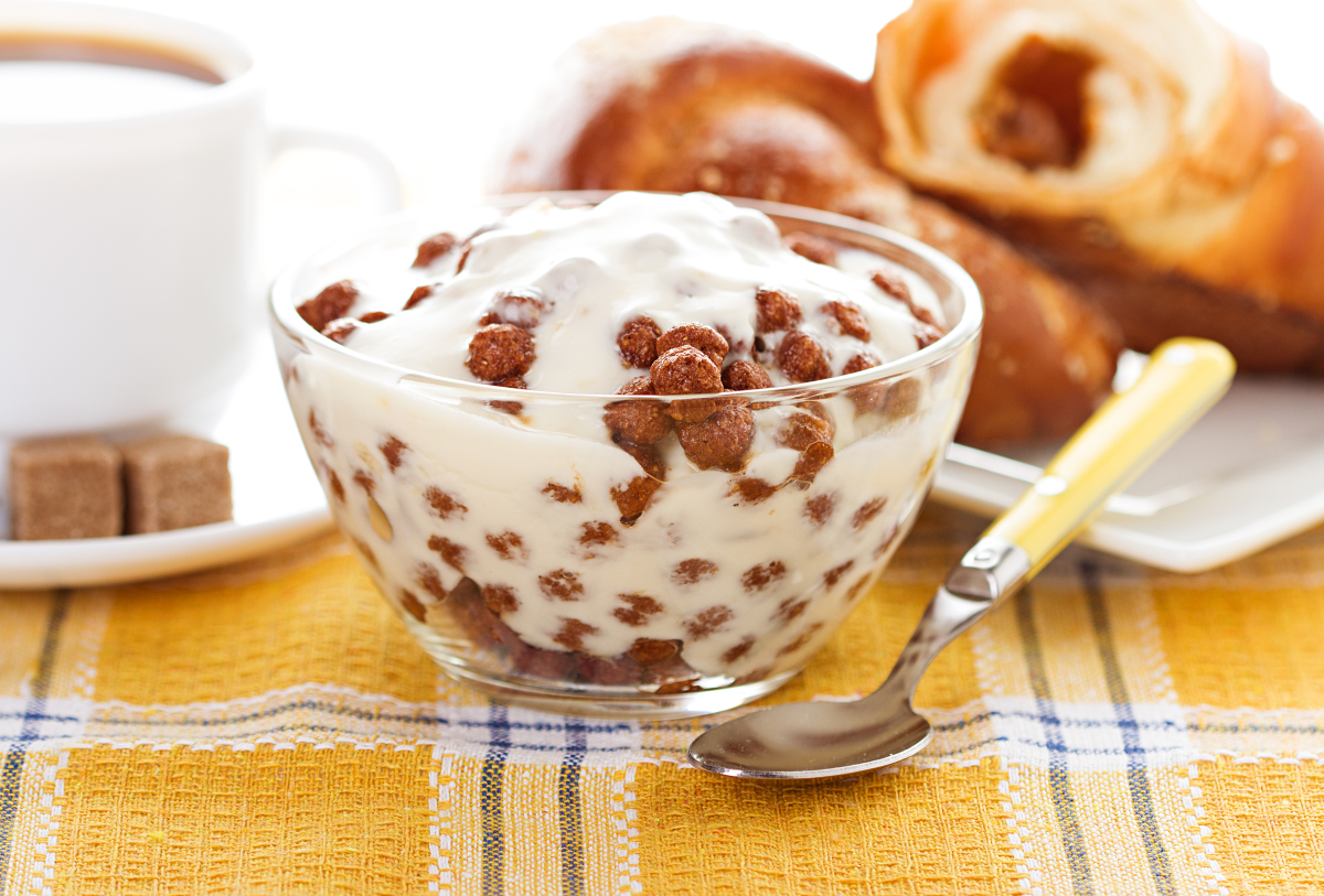 超美味的红豆沙冰做法,让你在家也能轻松享受到甜品店的美味哦!