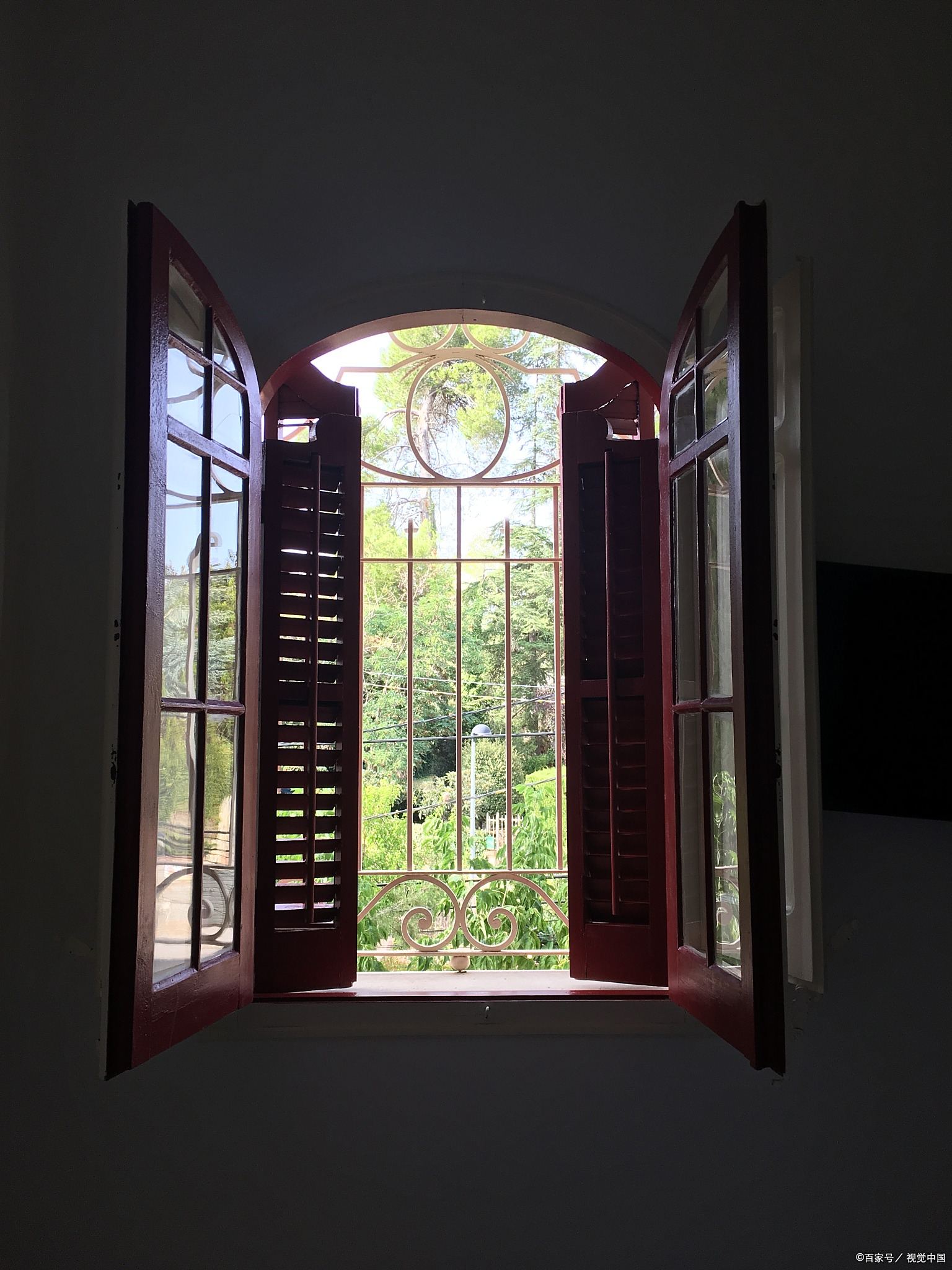 民国风门窗,岁月沉淀的艺术瑰宝