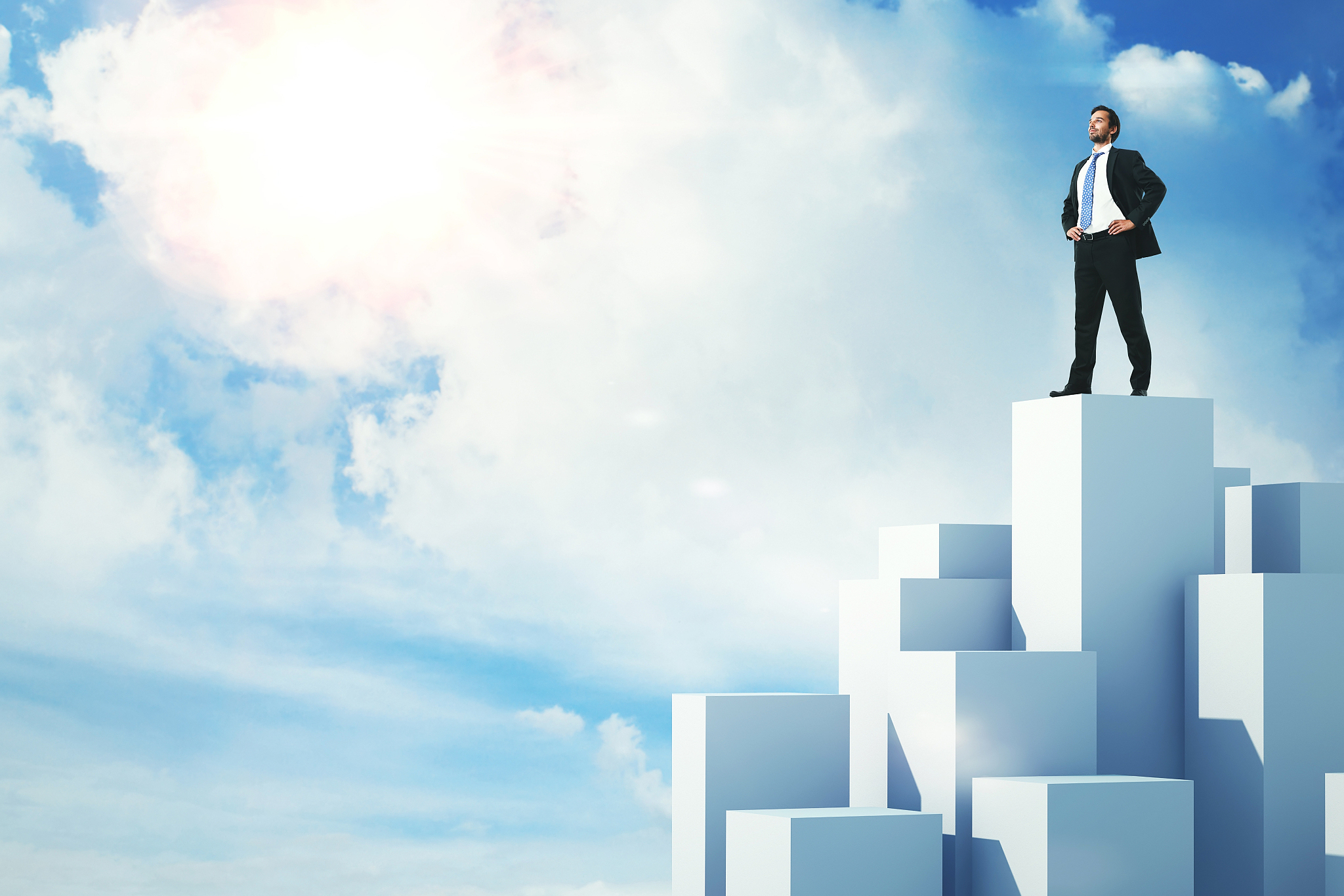 成功路上的垫脚石图片保险业有关成功的ppt图片素材机遇和挑战 配图