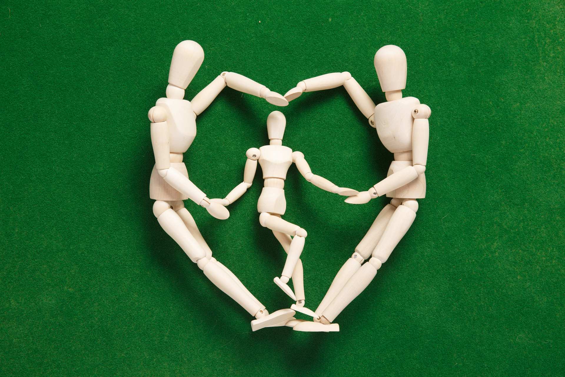 动态夏日征集令# 制作弹跳小人的方法  嘿,朋友!