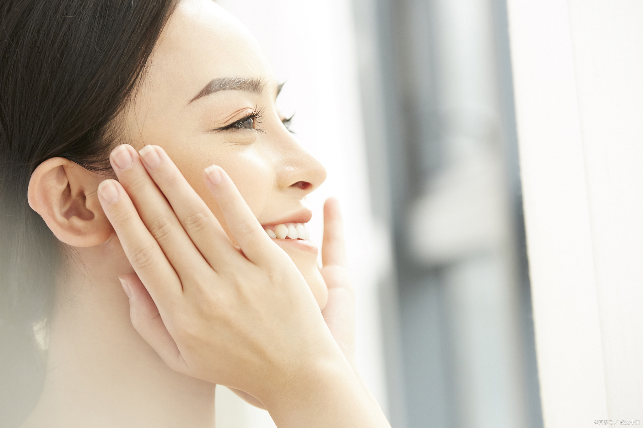 天津女子刘某因胎记较多,选择进行激光祛斑手术.