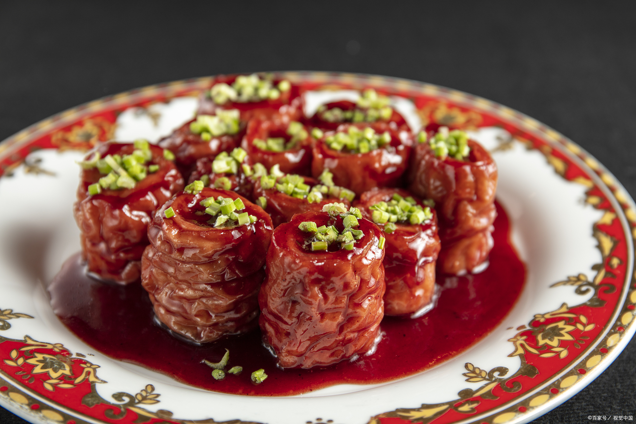 山东名菜九转大肠:传统烹制工艺与美食文化的完美结合