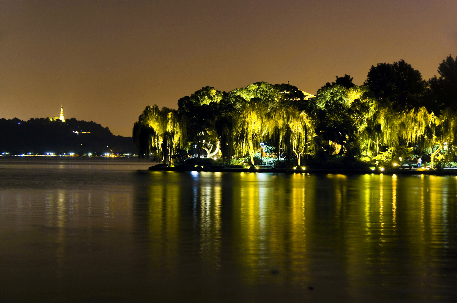 杭州西湖夜晚图片图片