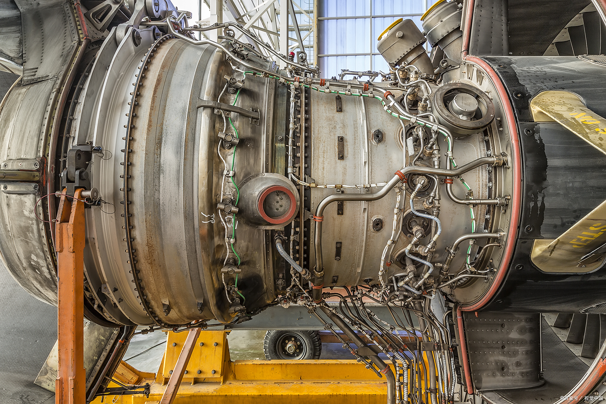 不取决于推重比,而取决于飞机本身的气动优化区间和发动机的推力曲线