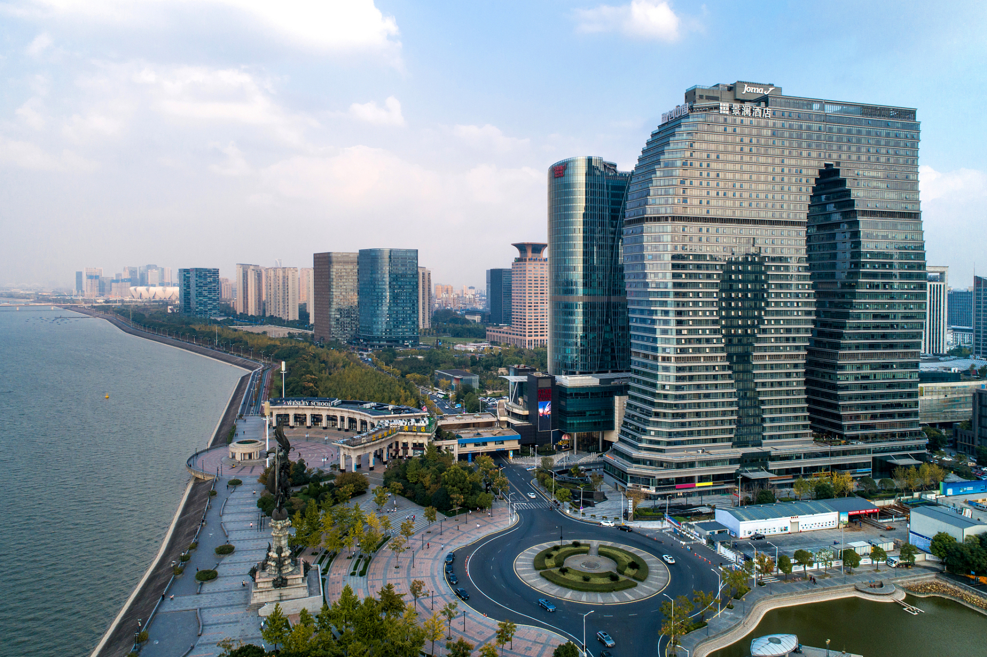 钱塘区和义乌一样建设全球数字贸易中心,这是典型的招商乏力产业降级