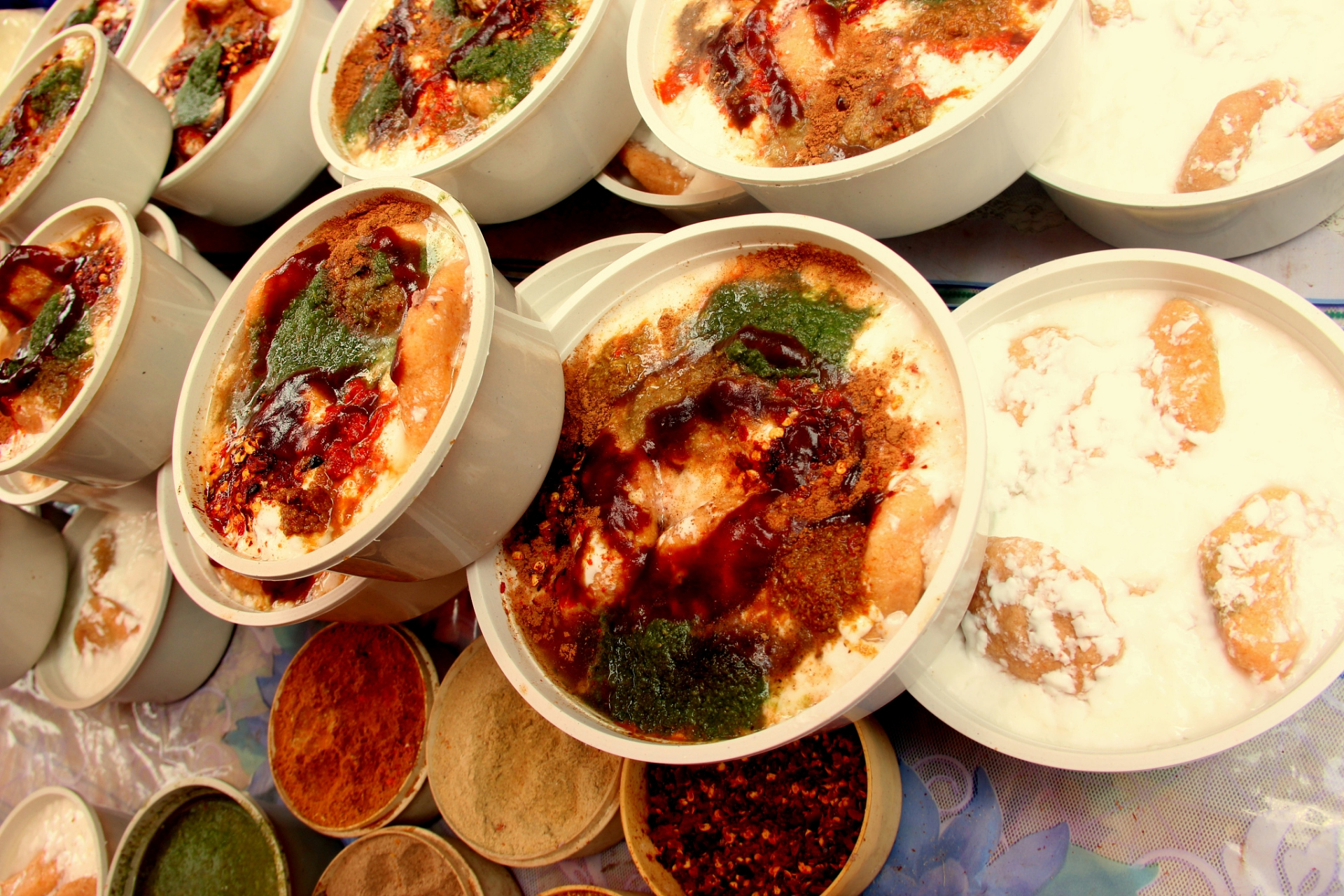 富顺豆花是自贡富顺县的特产小吃,也是四川省非物质文化遗产之一,其