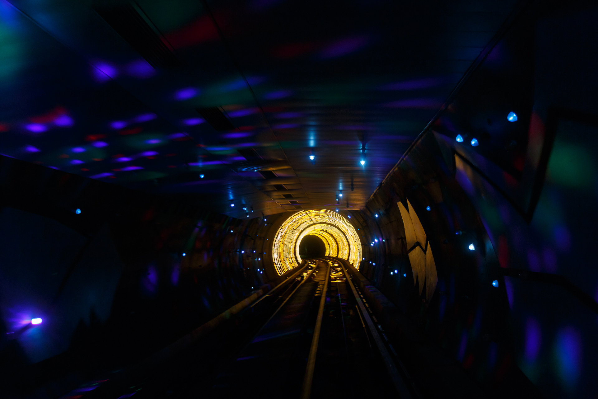 "梦幻千岛湖·时光隧道",一项高科技巨作,在旅游业中掀起了一股新的