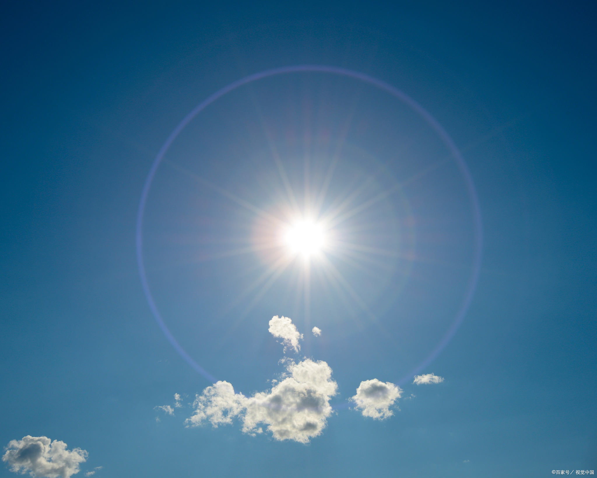 在北回归线以北的地区,中午12点时,太阳通常位于正南方. 2.