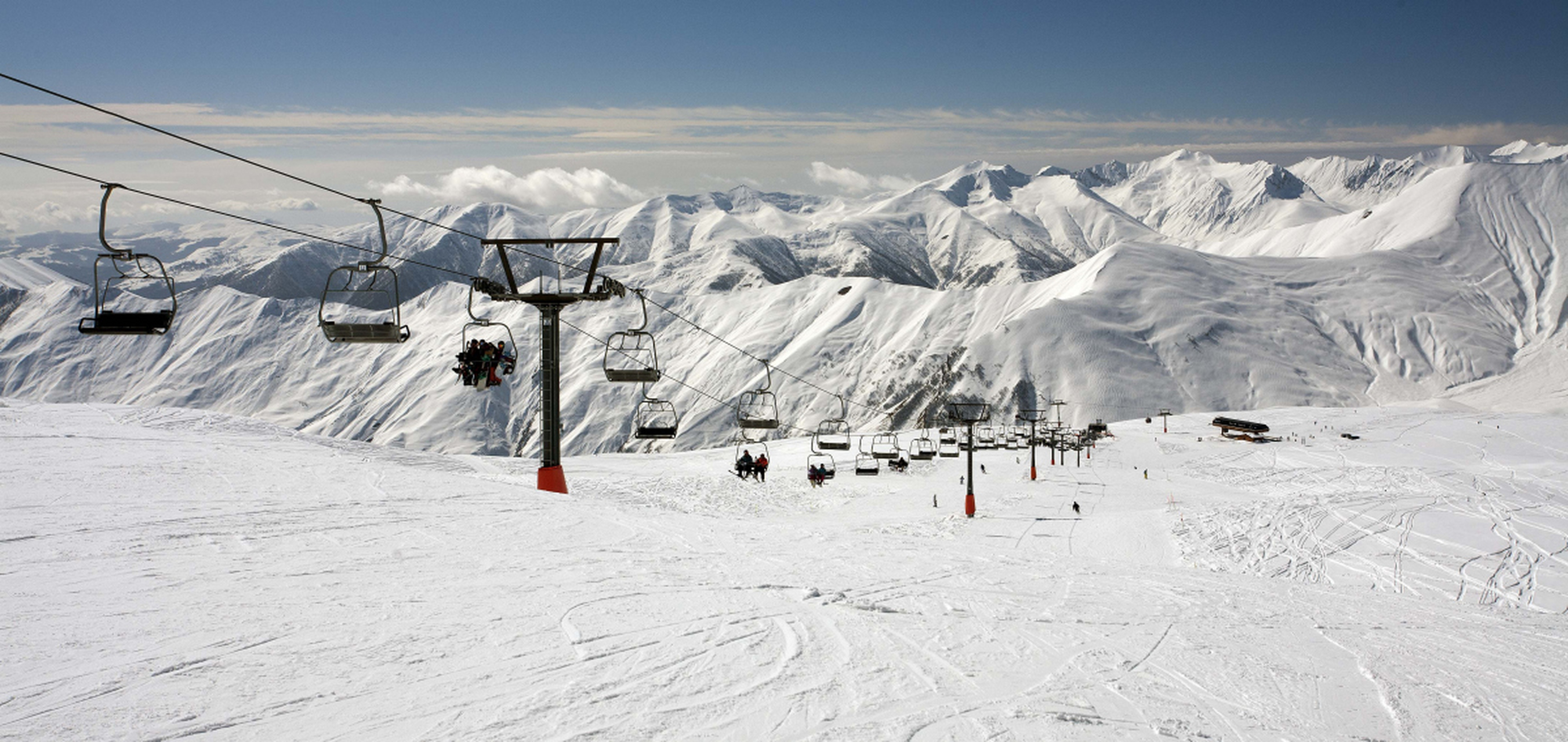 新疆喀纳斯滑雪场图片