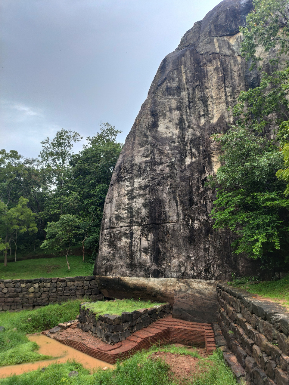天马山生态旅游区 开放时间:08:00-15:00 建议游玩时间:5小时 2.