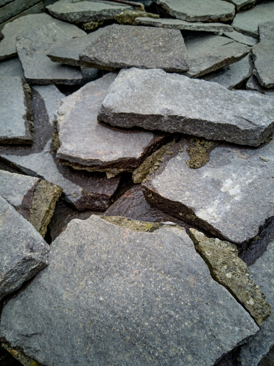 🤔  首先,我们先来了解一下什么是青石