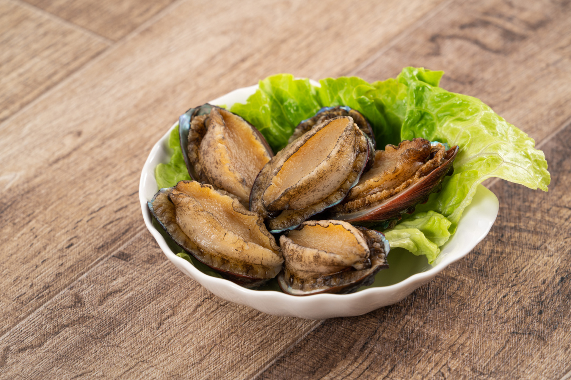 鲍鱼怎么处理干净?