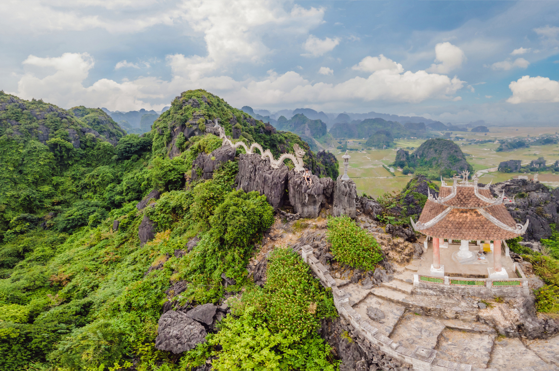 弥勒十大旅游景点大全图片