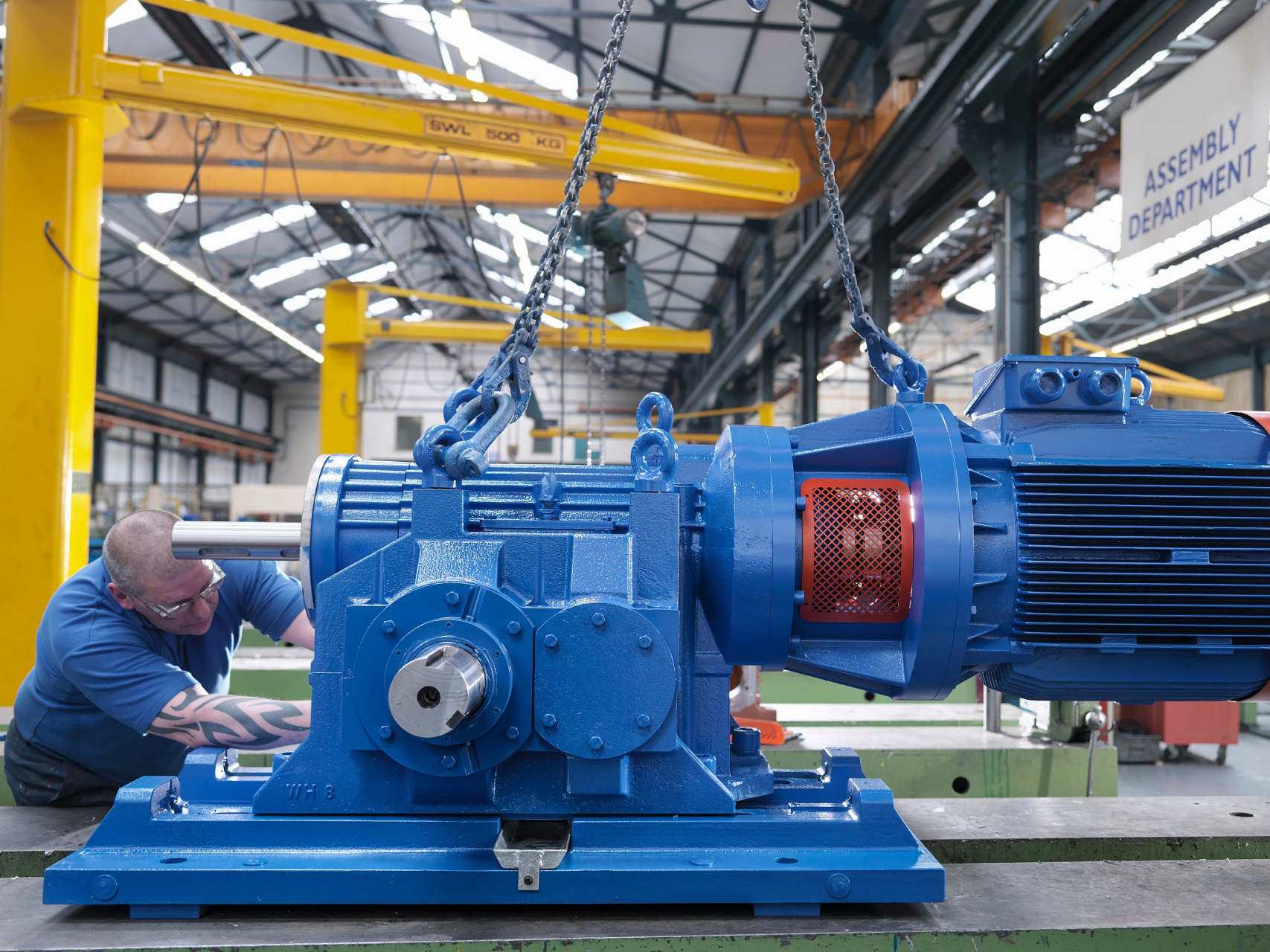 混合少齿差星轮减速器采用渐开线少齿差传动原理,具有传动比范围广