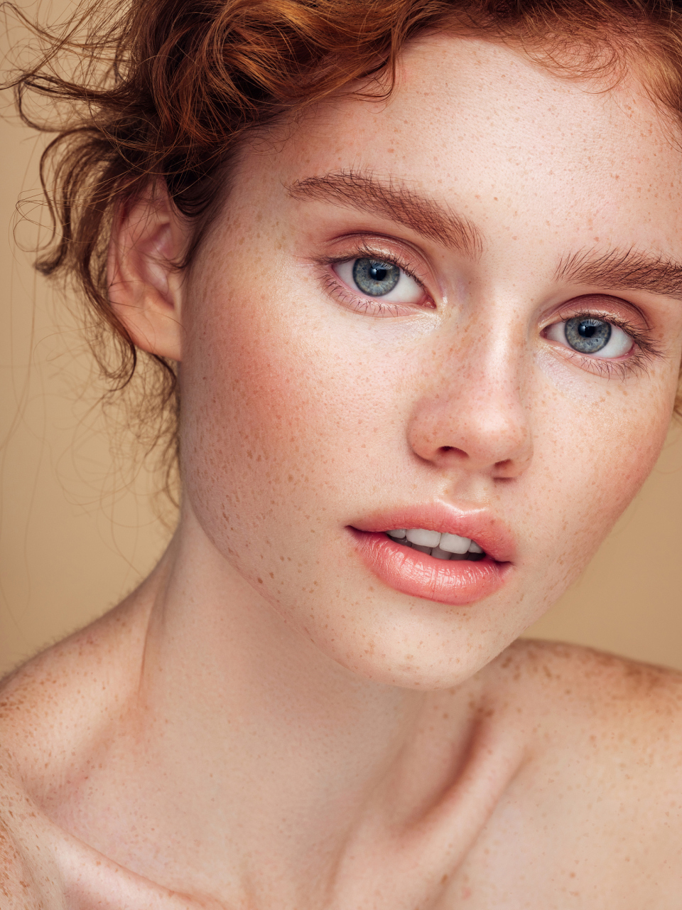 ps修图人像精修磨皮教程.