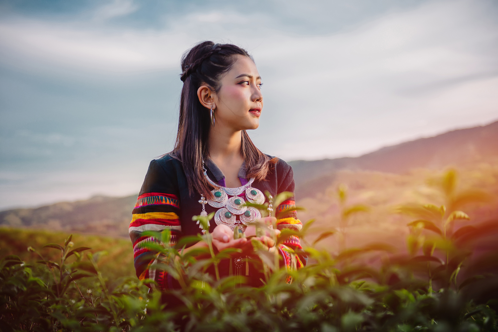 云南女子被拐卖18年后公开求助# 佤族女孩被拐多年后,直到2023年初