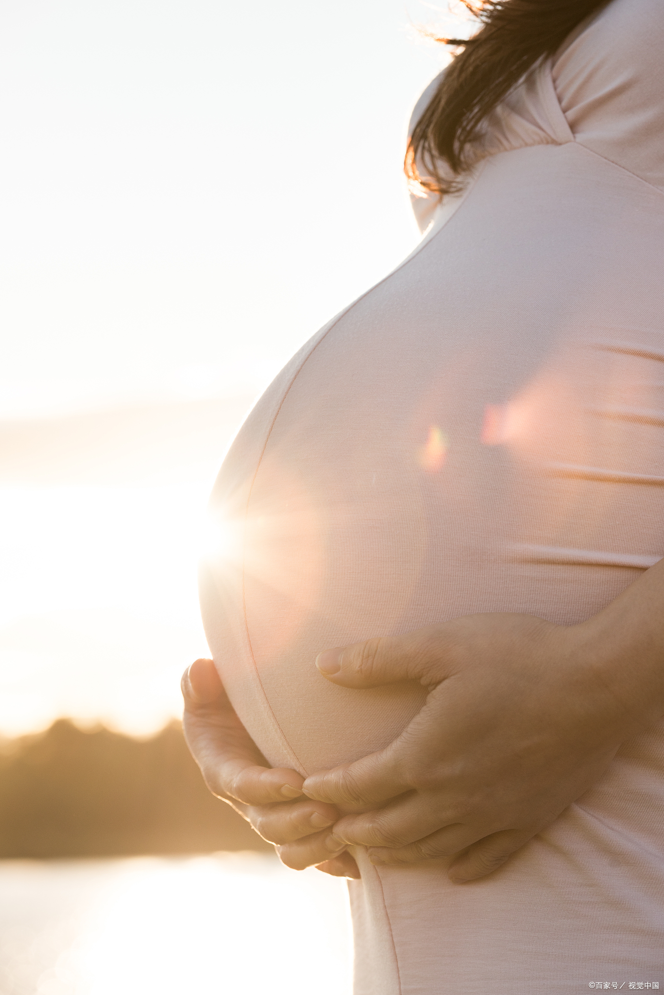 我生了两个女儿,又怀孕了,现在6个月,上午去做四维,大夫问我,前两胎是