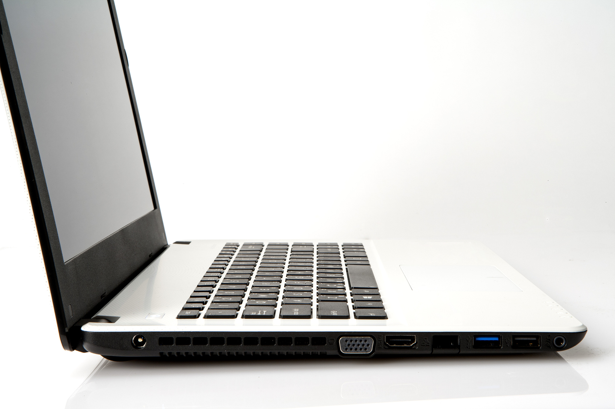 华硕s550c参数 华硕s550cb换固态硬盘