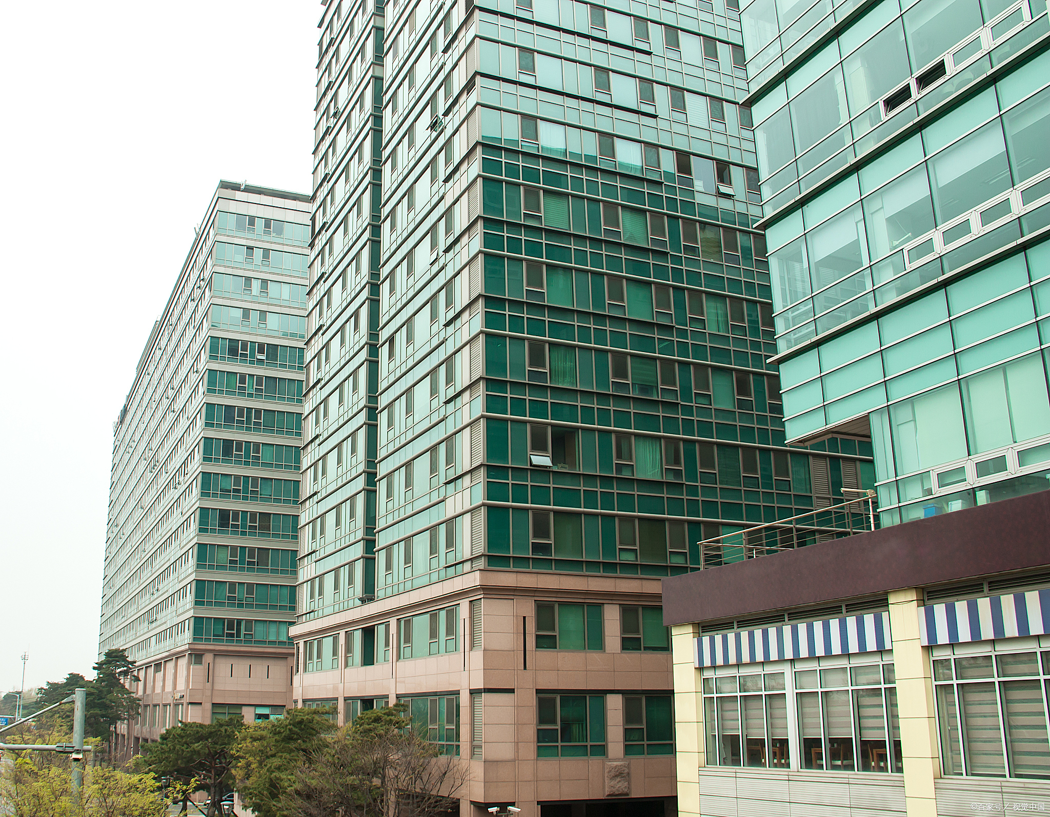 区富恒工业大厦内的一家打金工场发生了一场