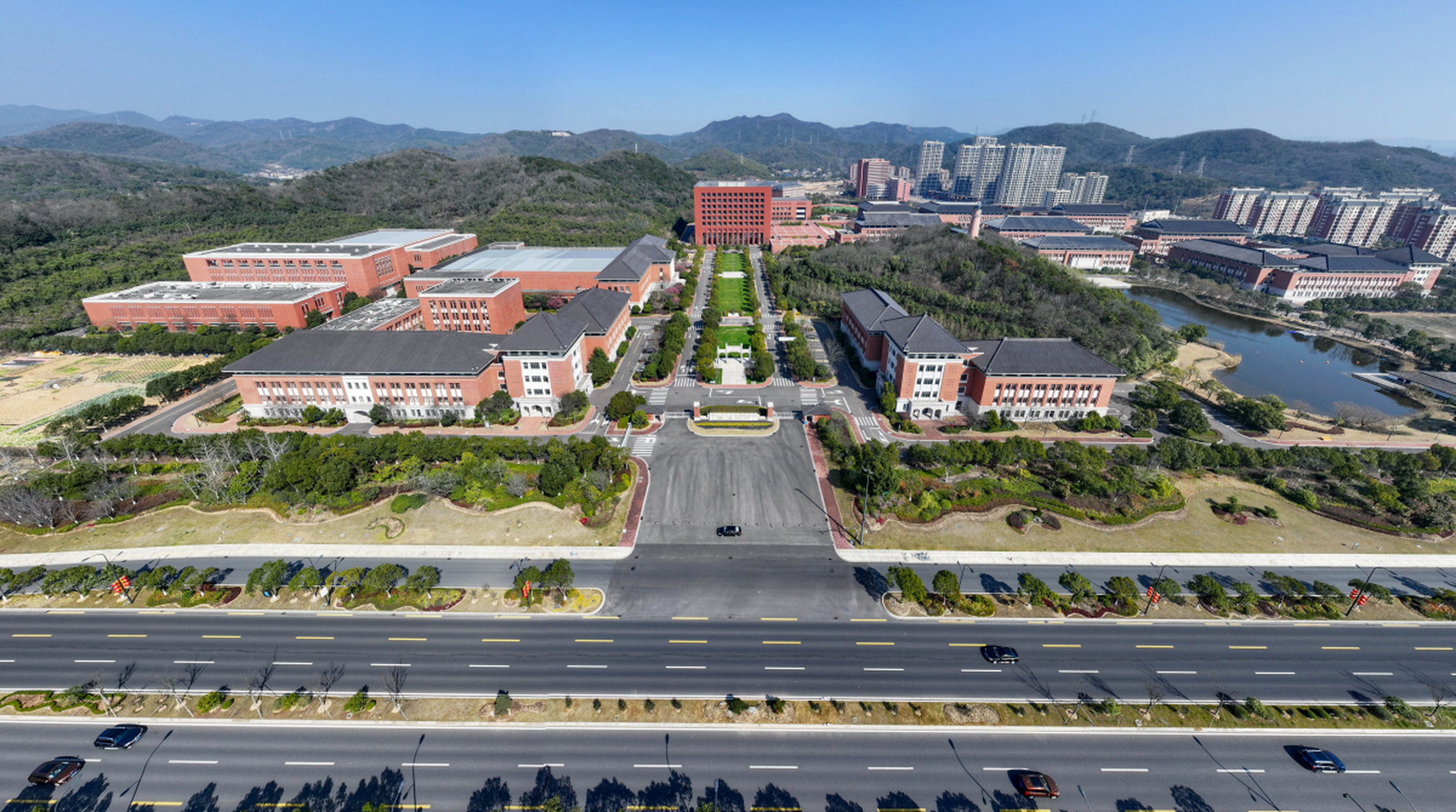 华东交通大学全景图图片