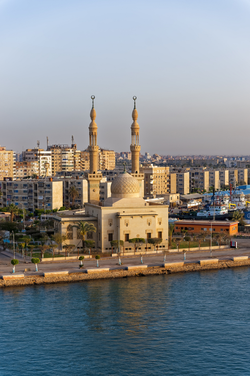 麦加,英语:mekka,mecca,沙特:makka),沙特阿拉伯城市,全称是麦加·穆