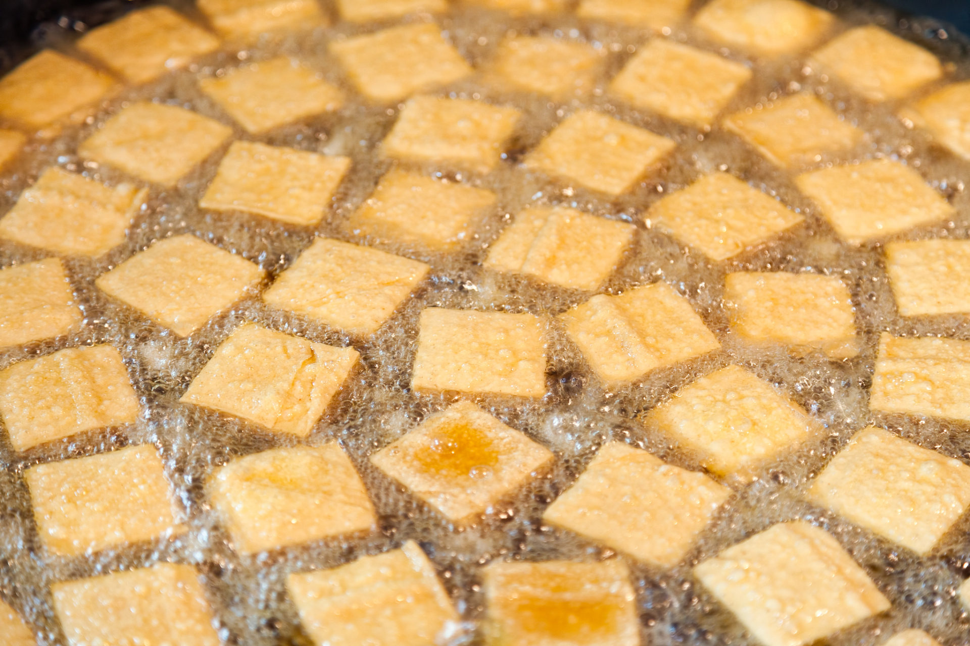 云南小吃# 建水烧豆腐:让人回味无穷的小吃  亲们,我今天要和大家