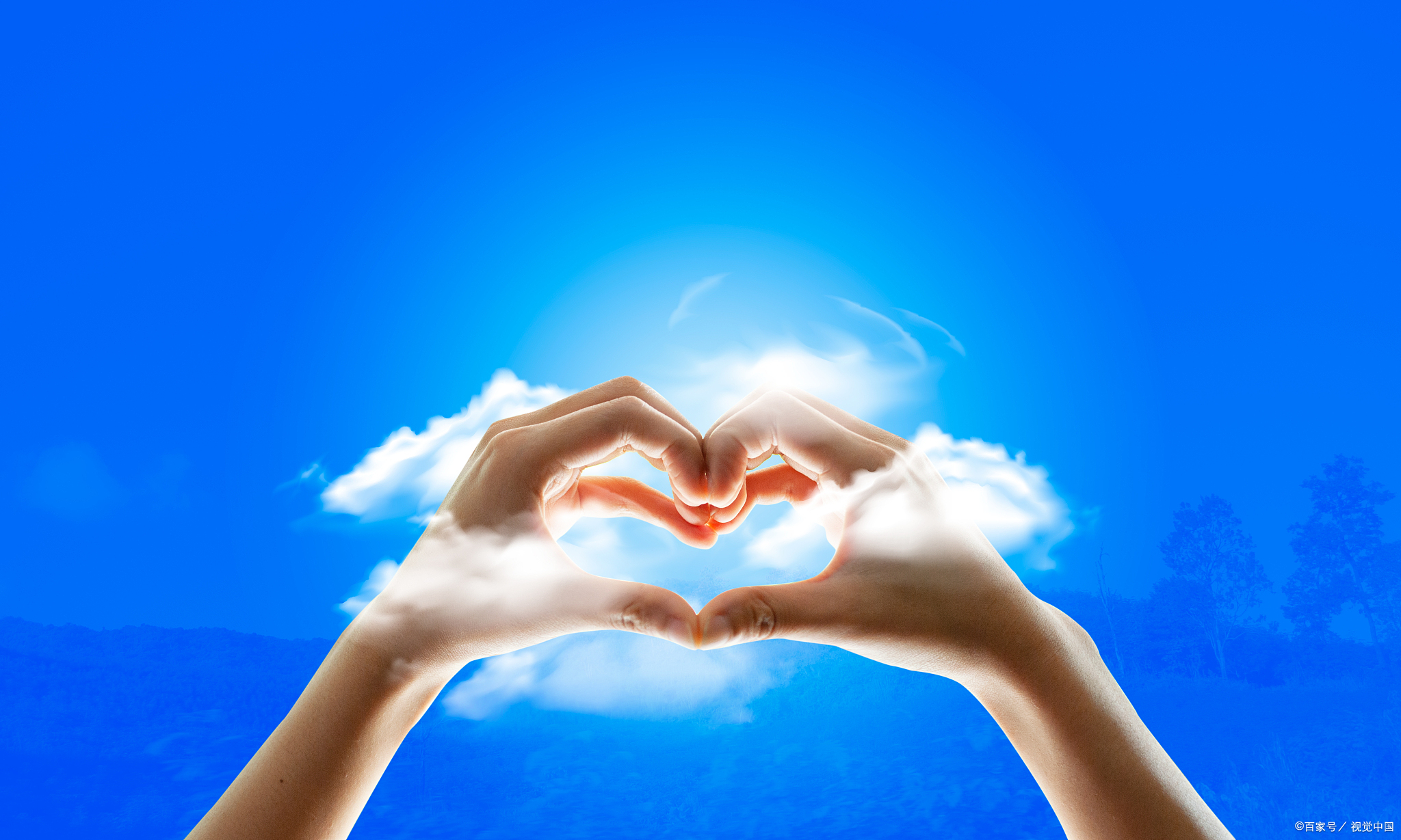 最近发生了一件让人哭笑不得的事情:两个孩子用自己