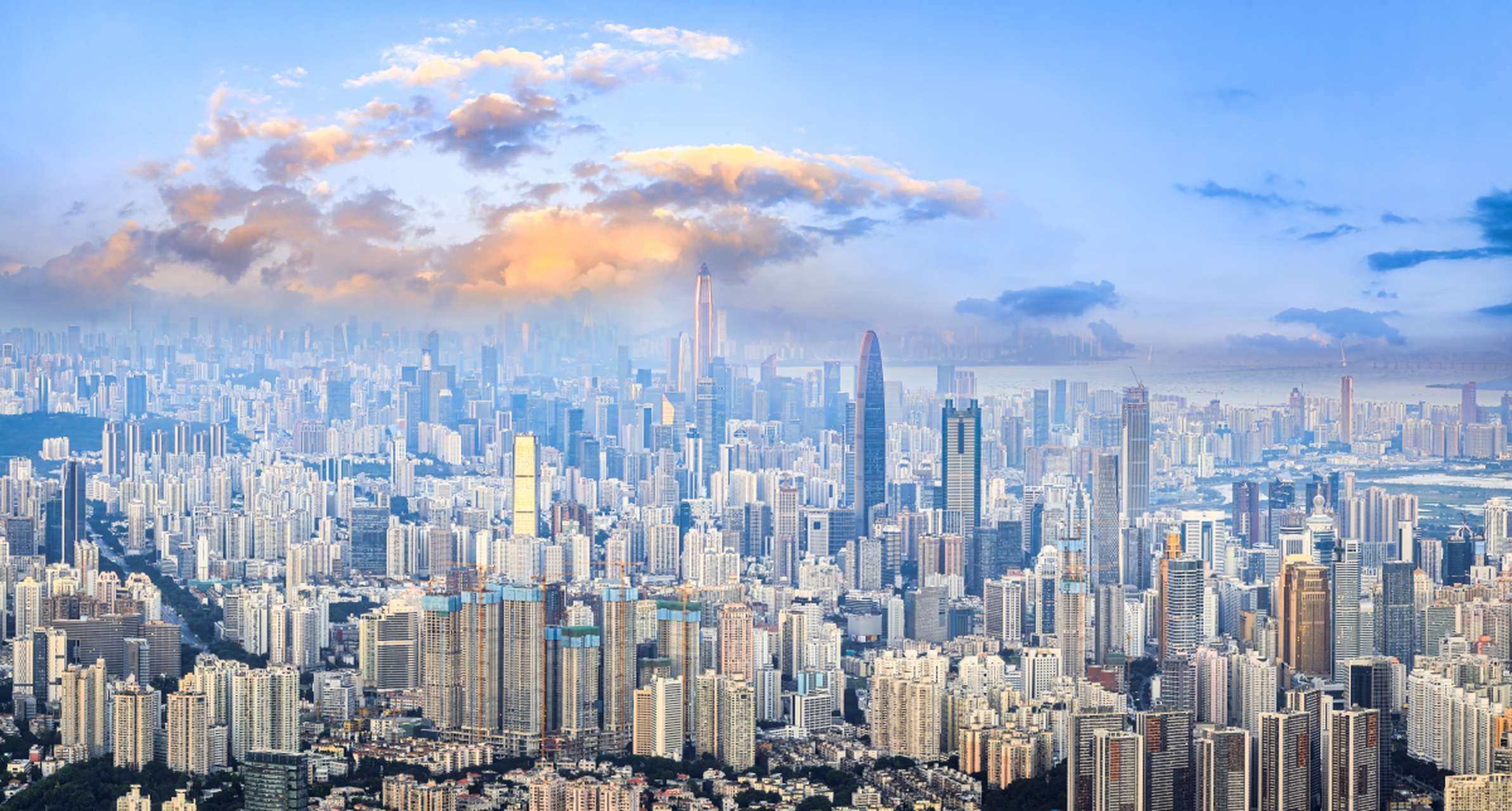 深圳罗湖区是深圳市中心区域,拥有丰富的旅游资源和娱乐设施.