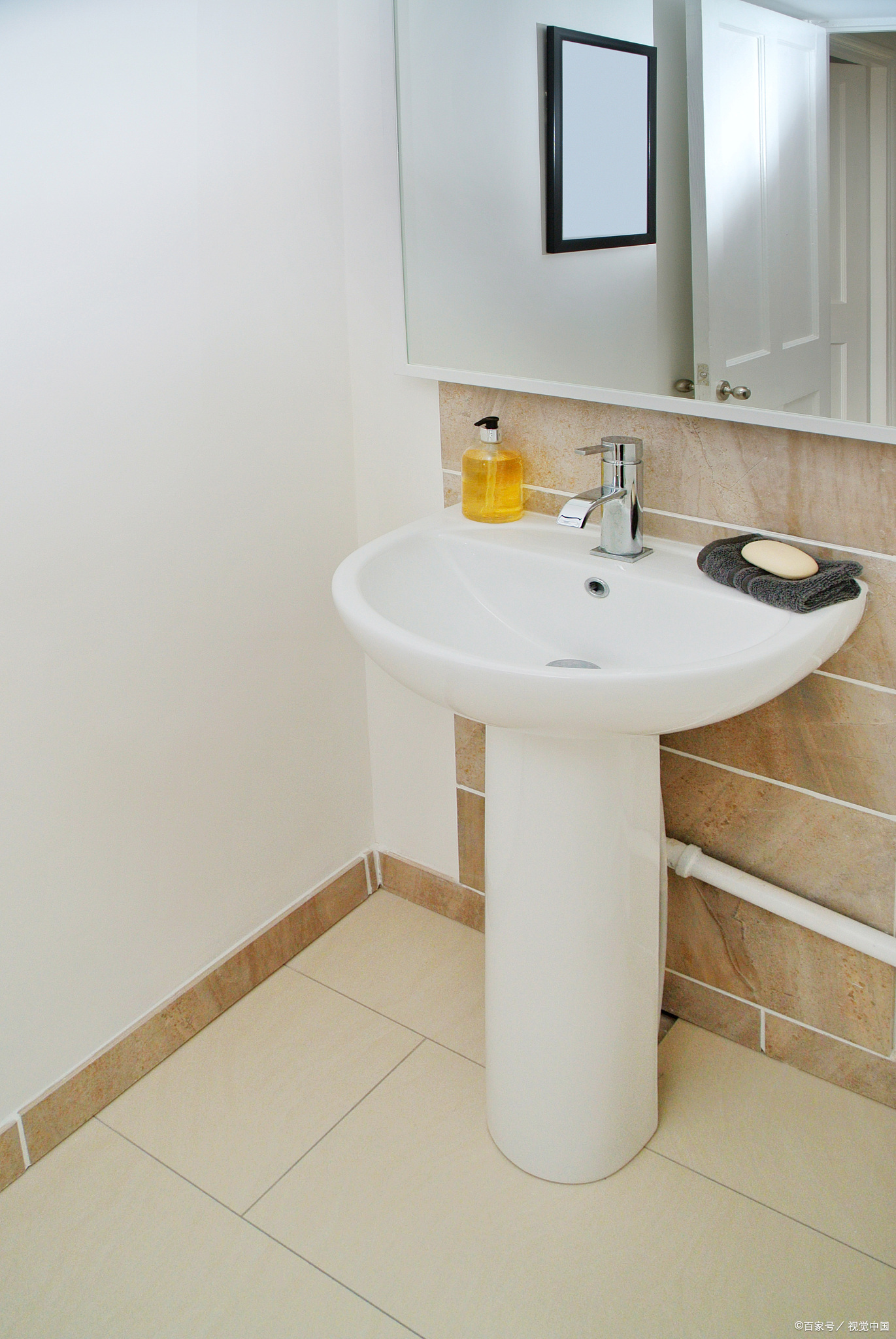 小烦恼——洗手池堵塞,许多家庭可能会感到束手无策,尤其是当水流不畅