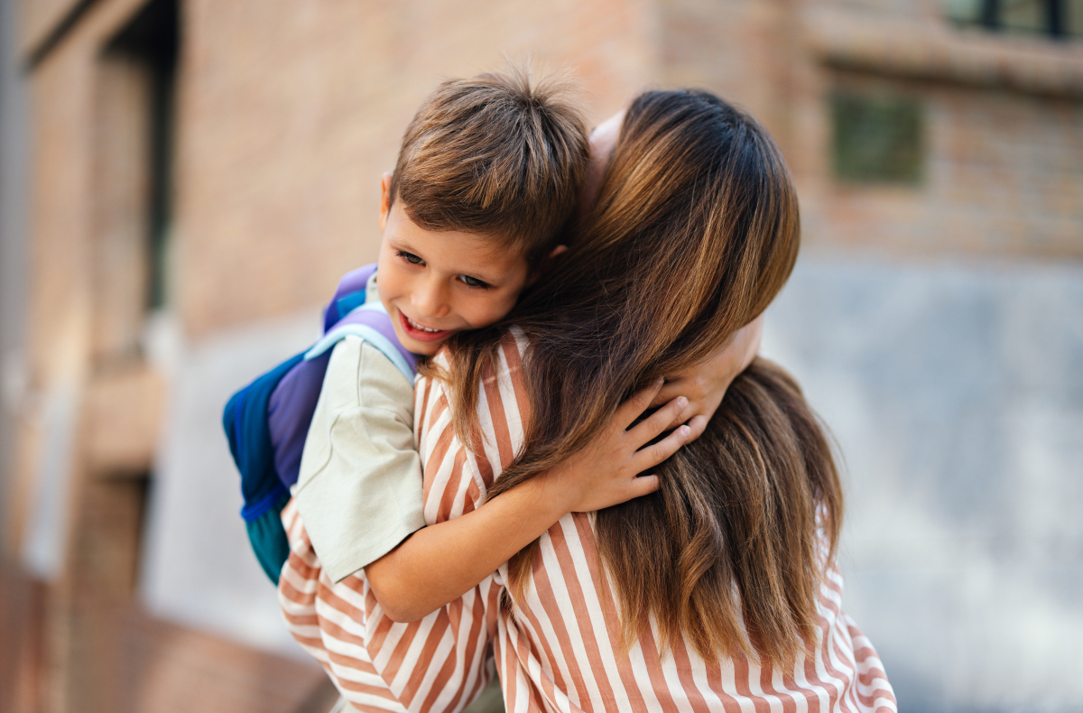 如何用爱与理解,助孩子走出情绪迷雾?