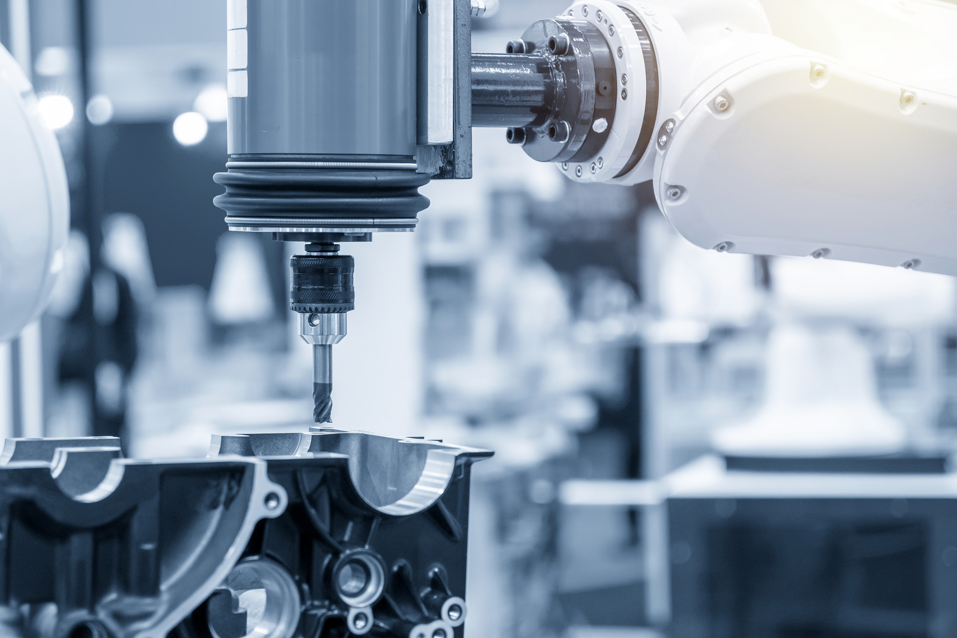 机械专业就业前景怎么样 机械专业是一个渗透到很多行业的重要专业