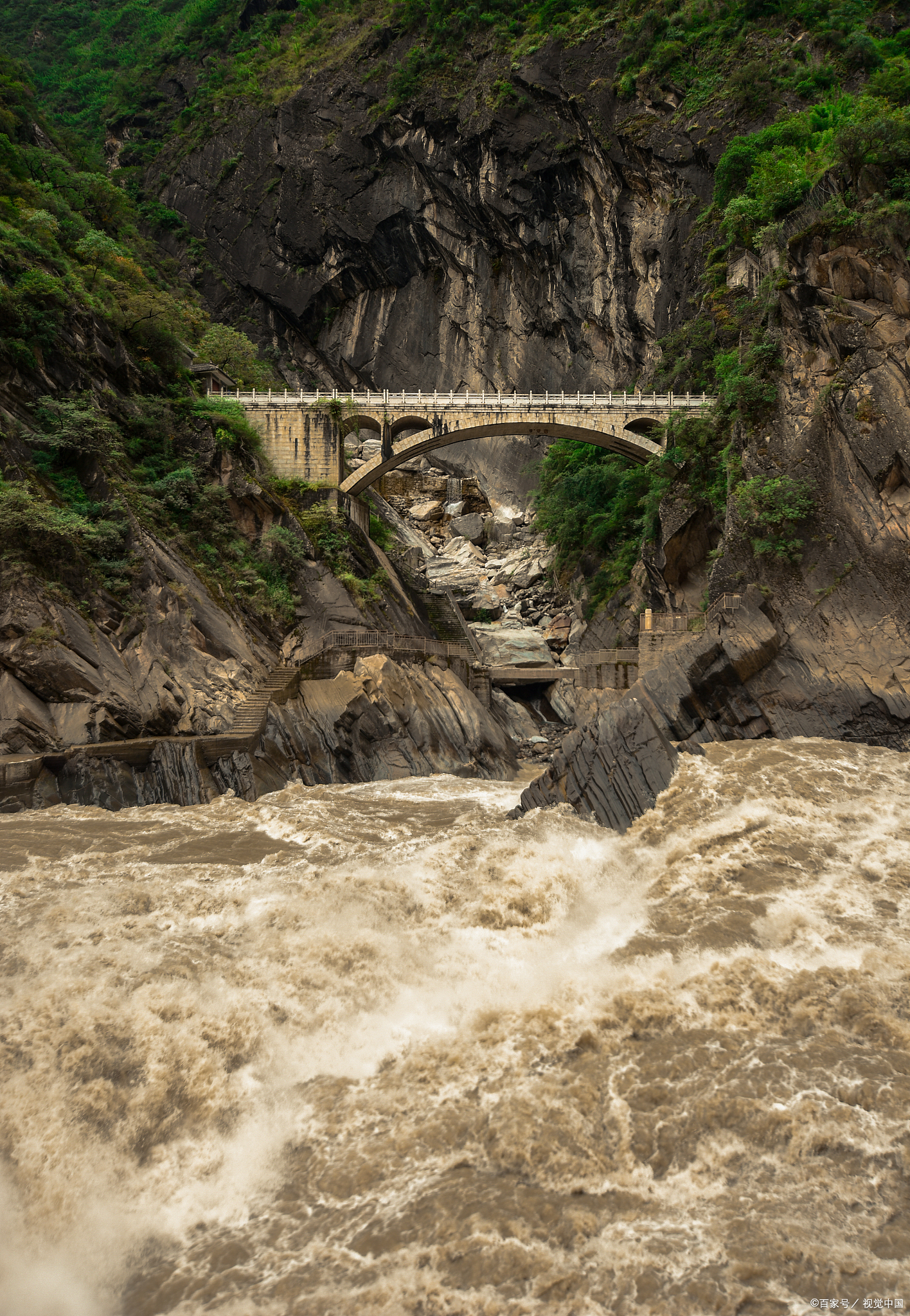 这里的景色壮丽,让人叹为观止
