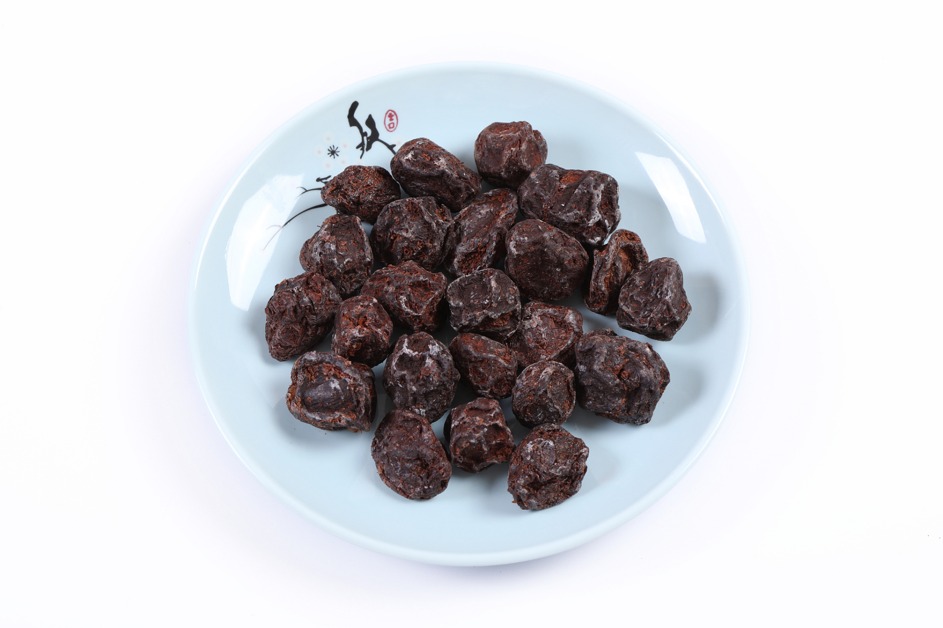 白糖杨梅干是一种以杨梅为主要原料,加入白糖和糖浆等调味料,经过烘干