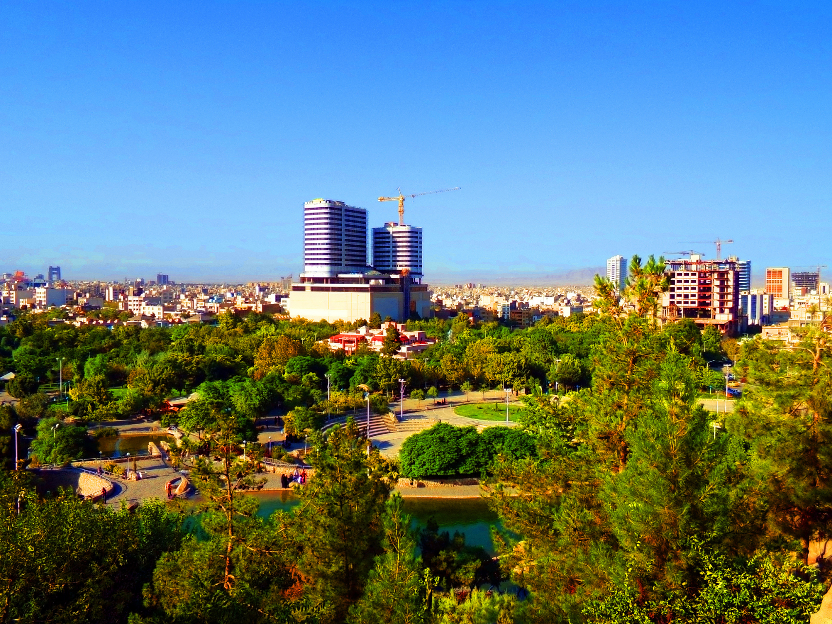 [原文:《格尔木:中国的兵城,传.