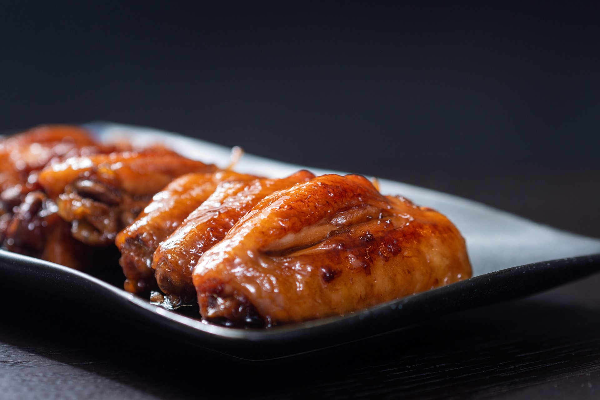 红烧鸡翅做法 1.