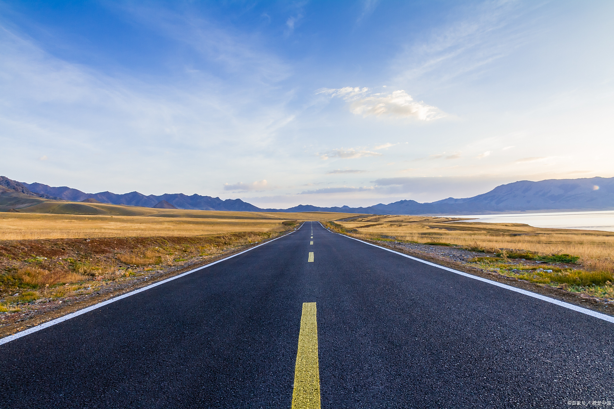 新疆这条公路正式通车,实现旅游资源共享,形成沿线旅游走廊带