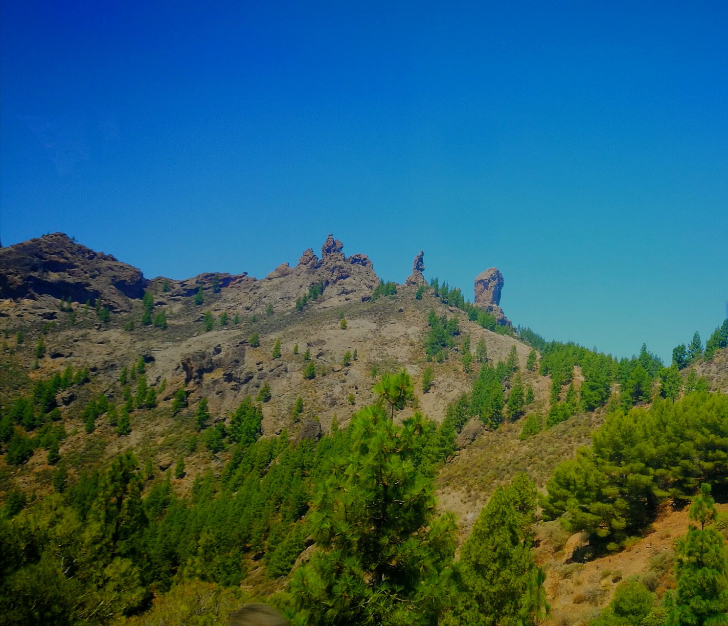 保定十大免费景点-庆都山  庆都山位于河北省保定市唐县西北部,是一座