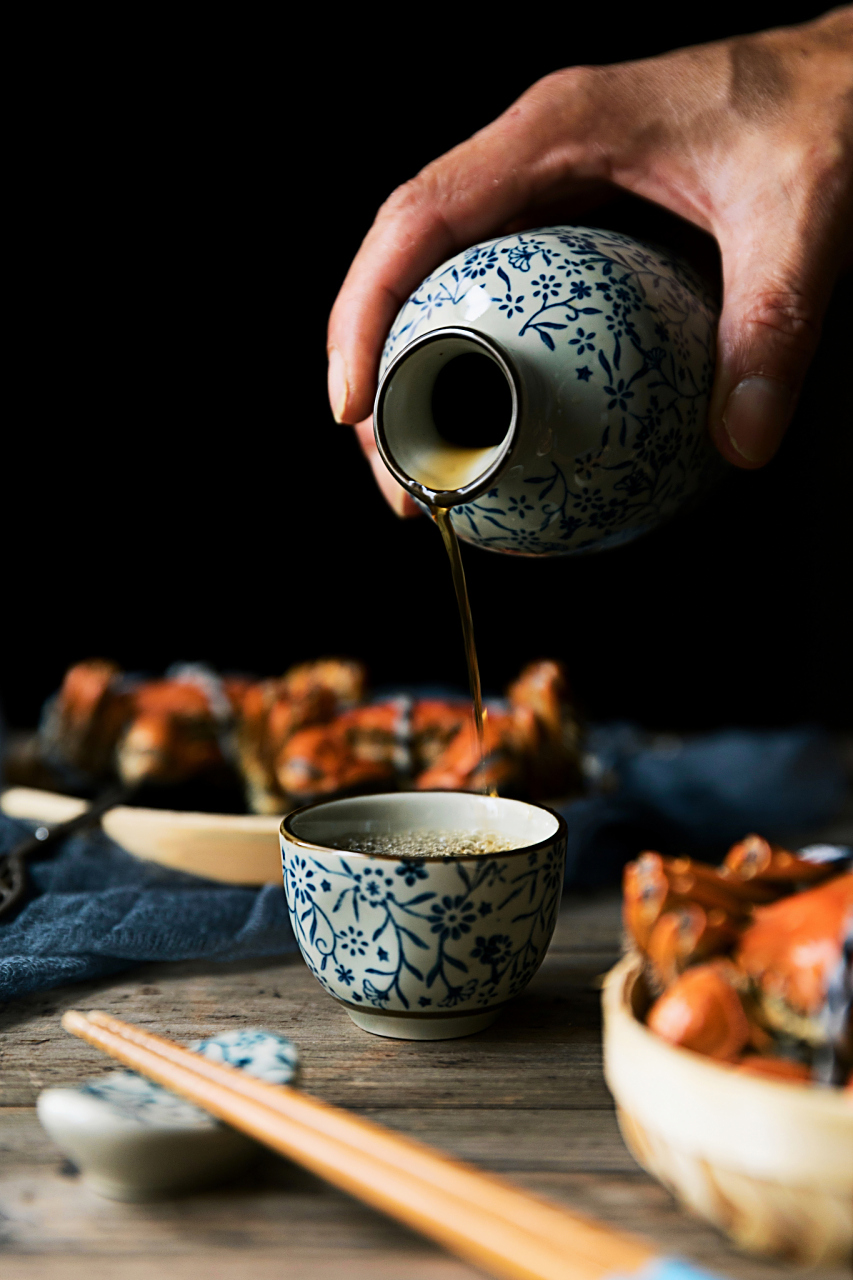 "辟邪痛饮雄黄酒"端午佳节,清代诗人赋诗雄黄酒,雄黄酒的寓意是啥?