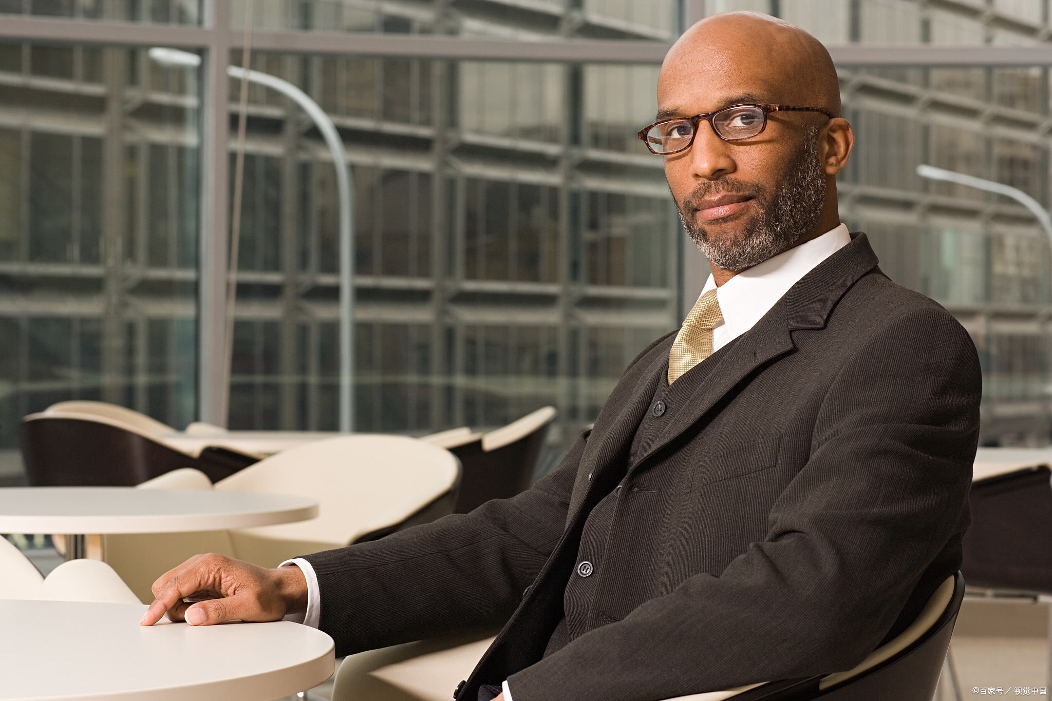 为什么很多领导特喜欢摆架子?摆架子会带来哪些好处?