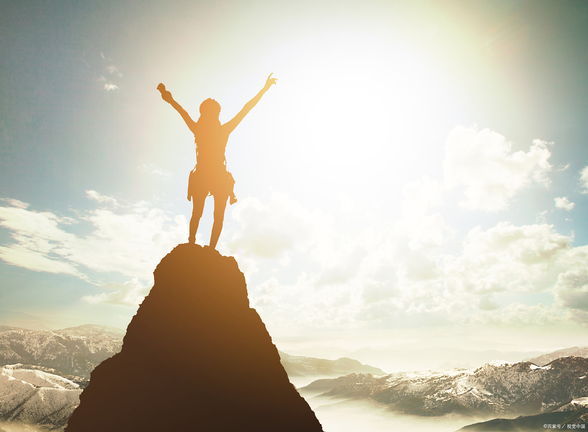 激励新境界:四力 四驱  ①四力:拉力是动力,推力是压力,引力是目标和