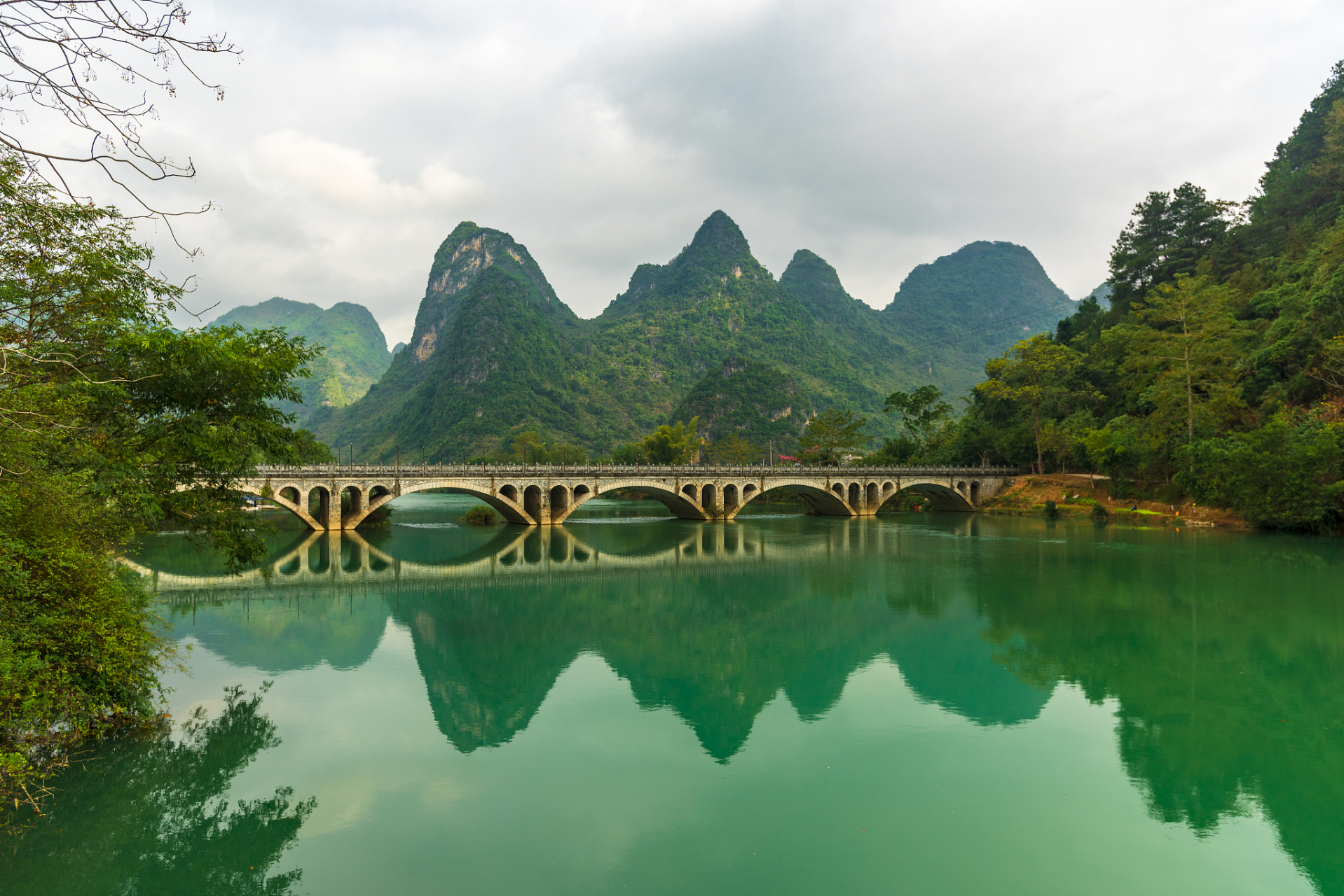 宁明旅游必去十大景点|宁明县位于广西壮族自治区崇左市,拥有丰富的