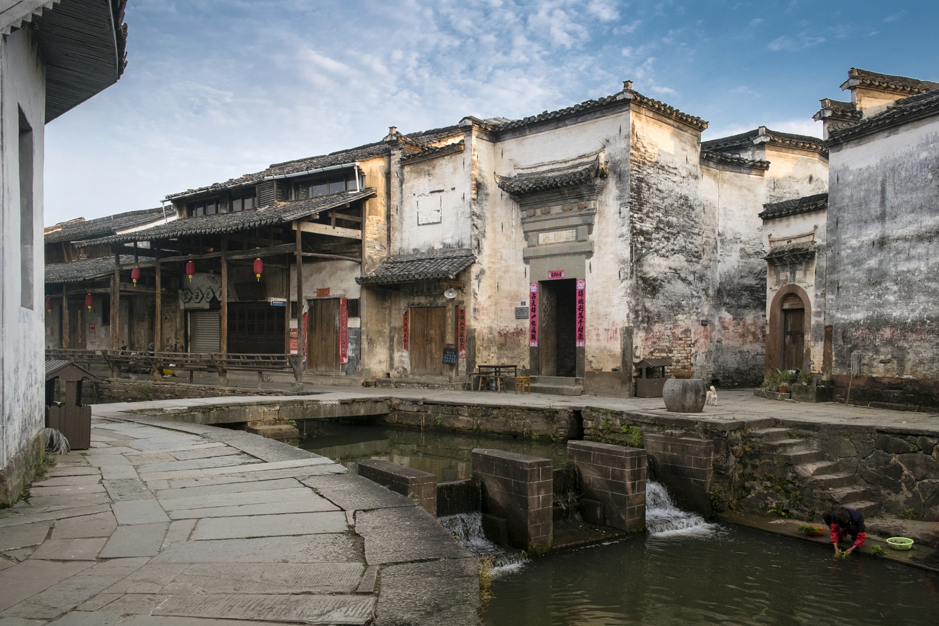 2024旅游指南#   沙溪古镇位于云南省大理市剑川县,是一个保存完旱哪