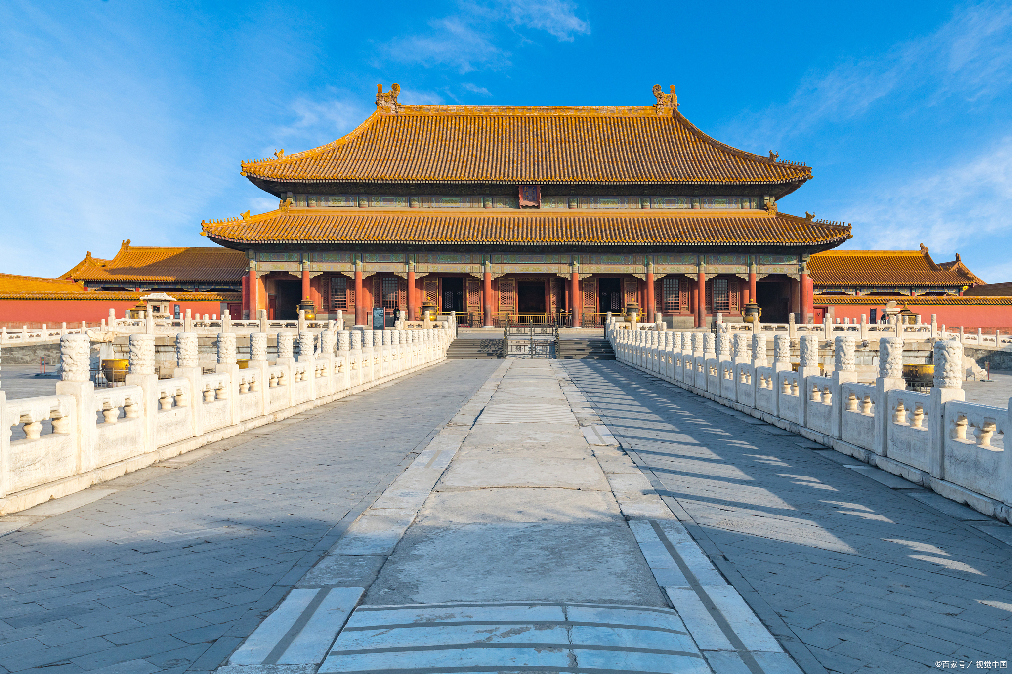 冬至正午,北京故宫乾清宫正大光明匾再披金光