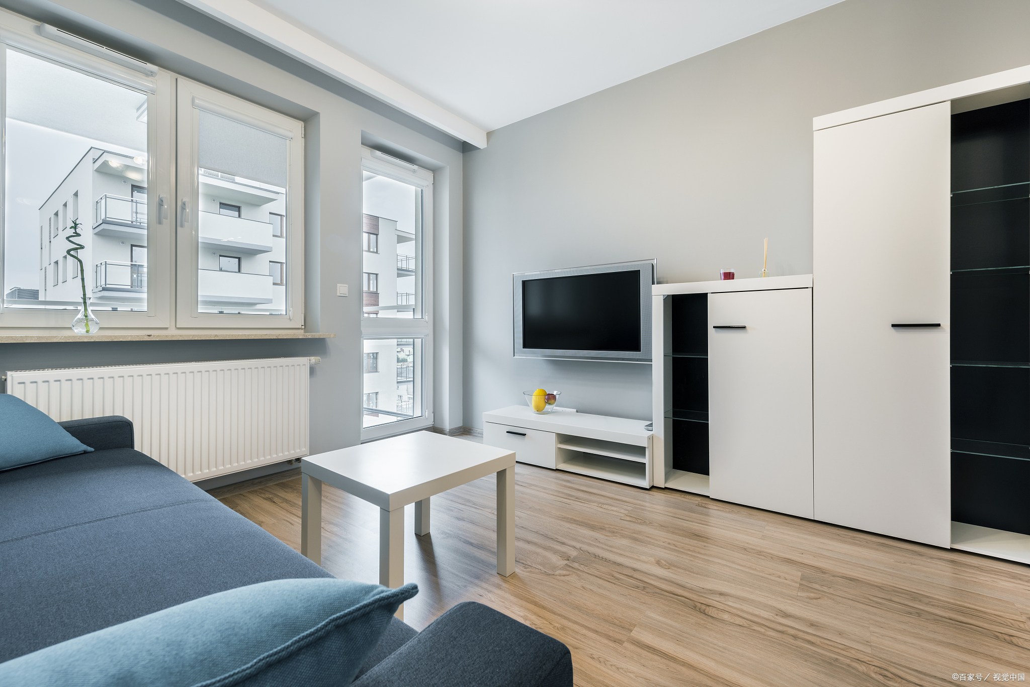 大白墙电视墙怎么装饰好看?