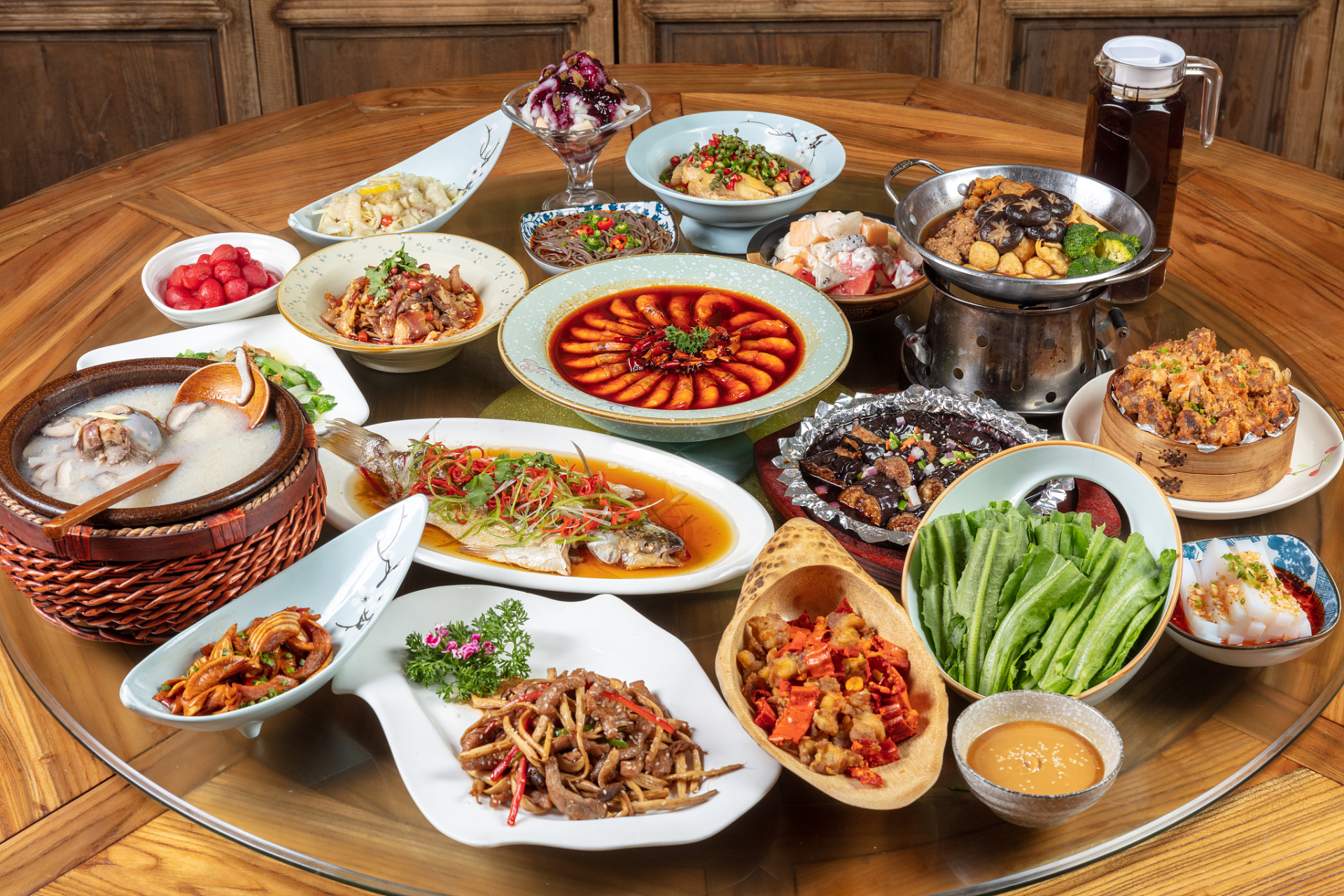 没有爱好,下了班就是带孩子,每天都娱乐就是孩子睡后一刷手机.