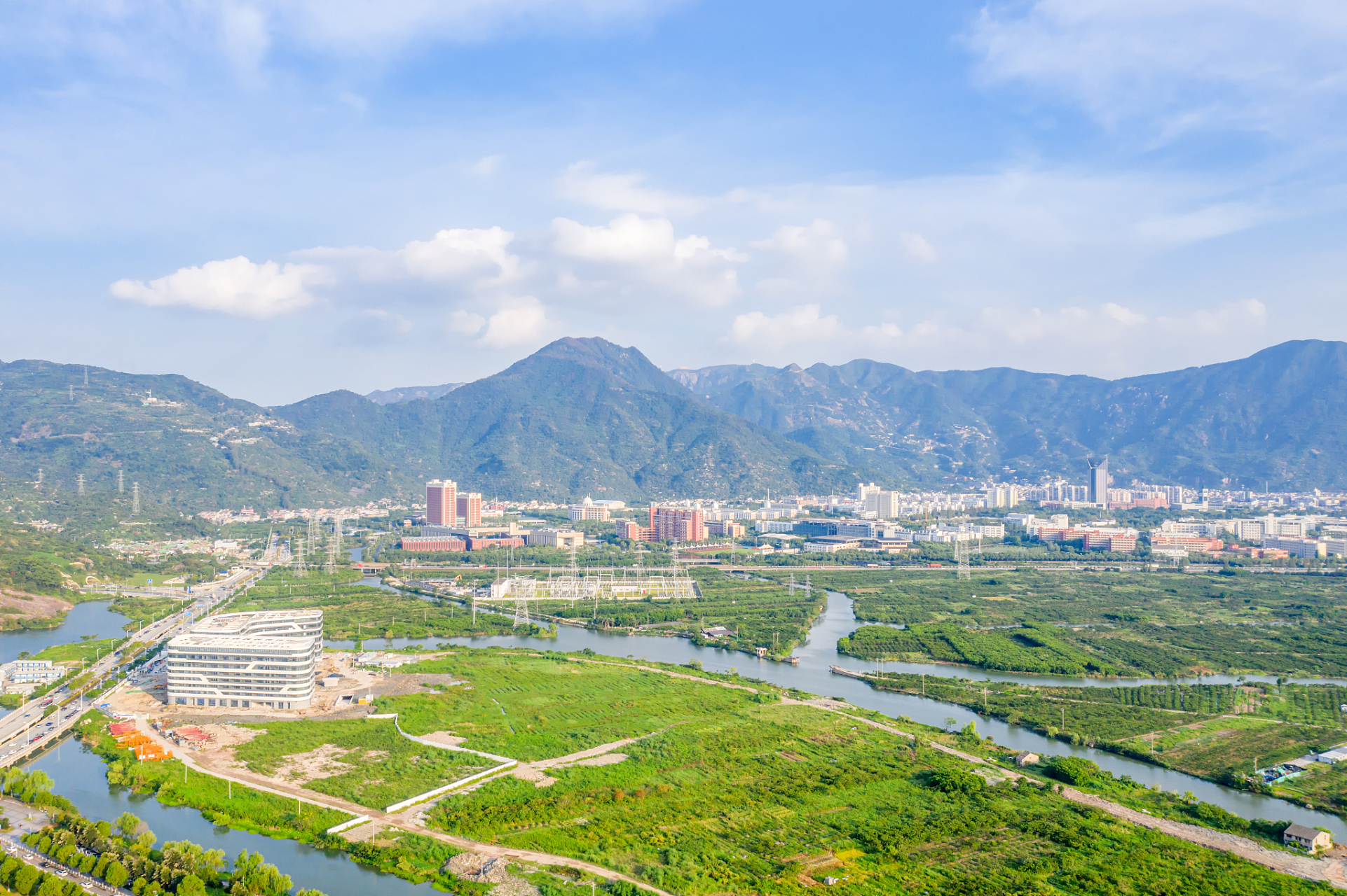 浙江省温州市平阳县,是中国马蹄笋之乡.