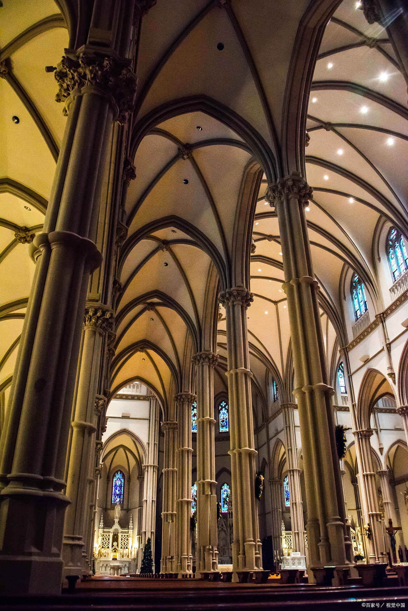 走进英国圣保罗大教堂,感受巴洛克魅力!历史与艺术交织的奇迹!